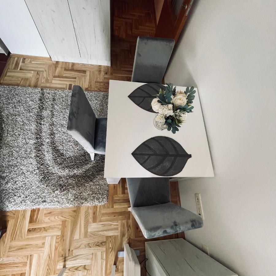 Zora Apartment 플루지네 외부 사진