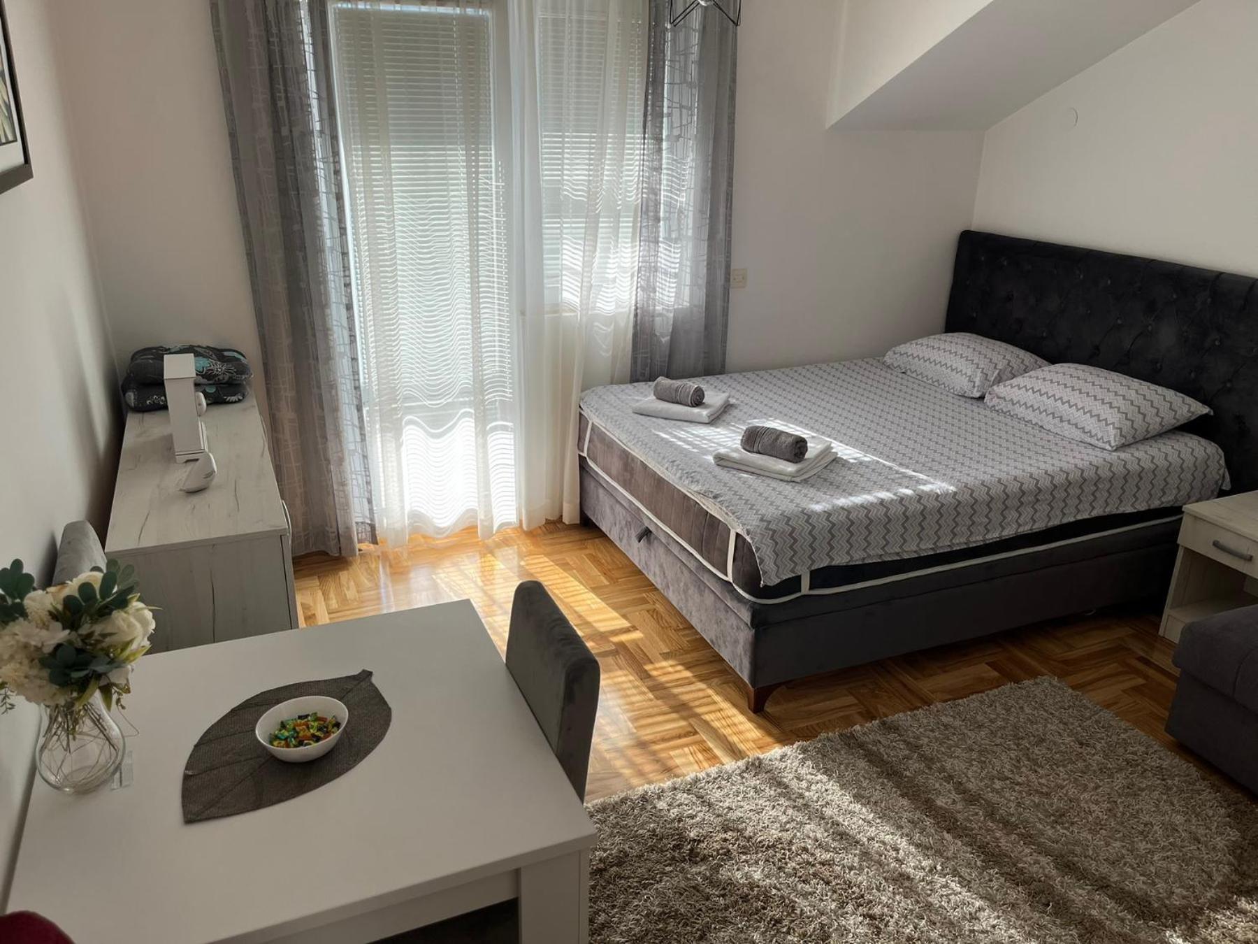 Zora Apartment 플루지네 외부 사진