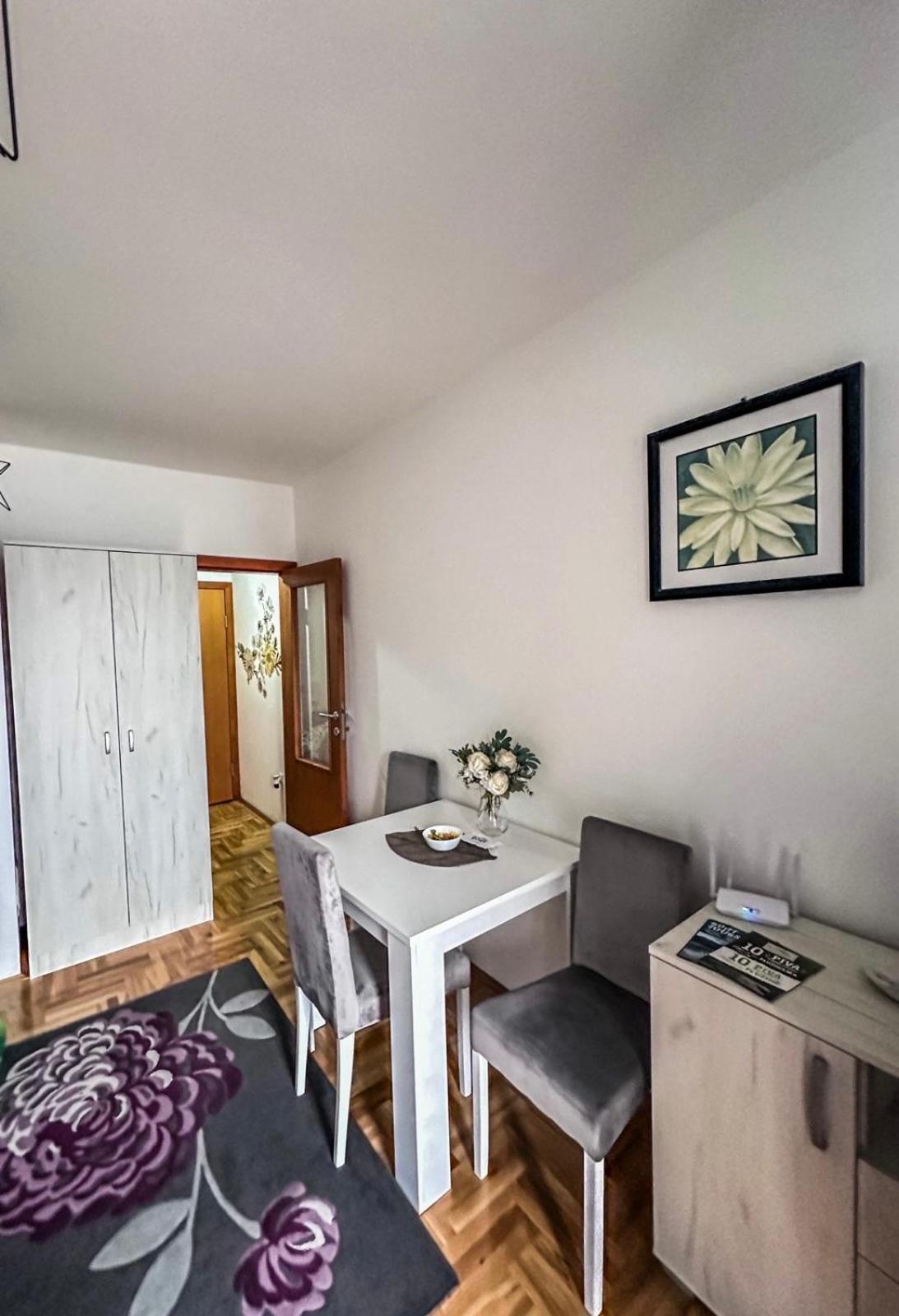 Zora Apartment 플루지네 외부 사진
